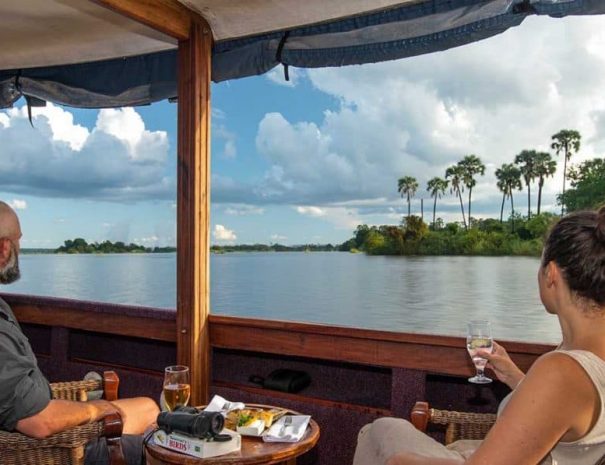 Open-Sided-Boat-Raikane-Zambezi-River--1024x597